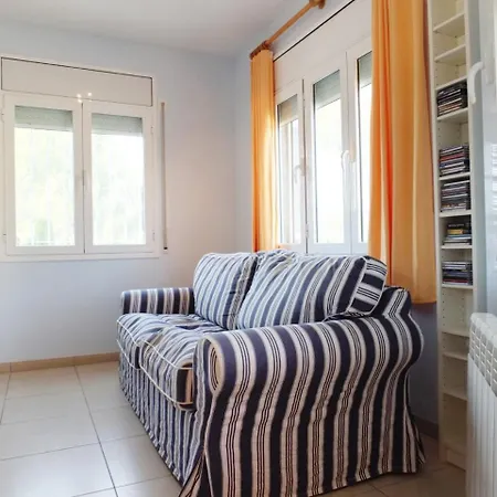 Lorenza Villa *